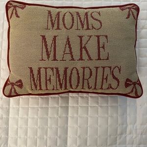 Moms Make Memories Throw Pillow